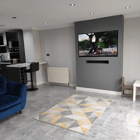 Elegant 3-Bedroom Home, Sleeps Up To 5 Guest. South Ockendon Exteriér fotografie
