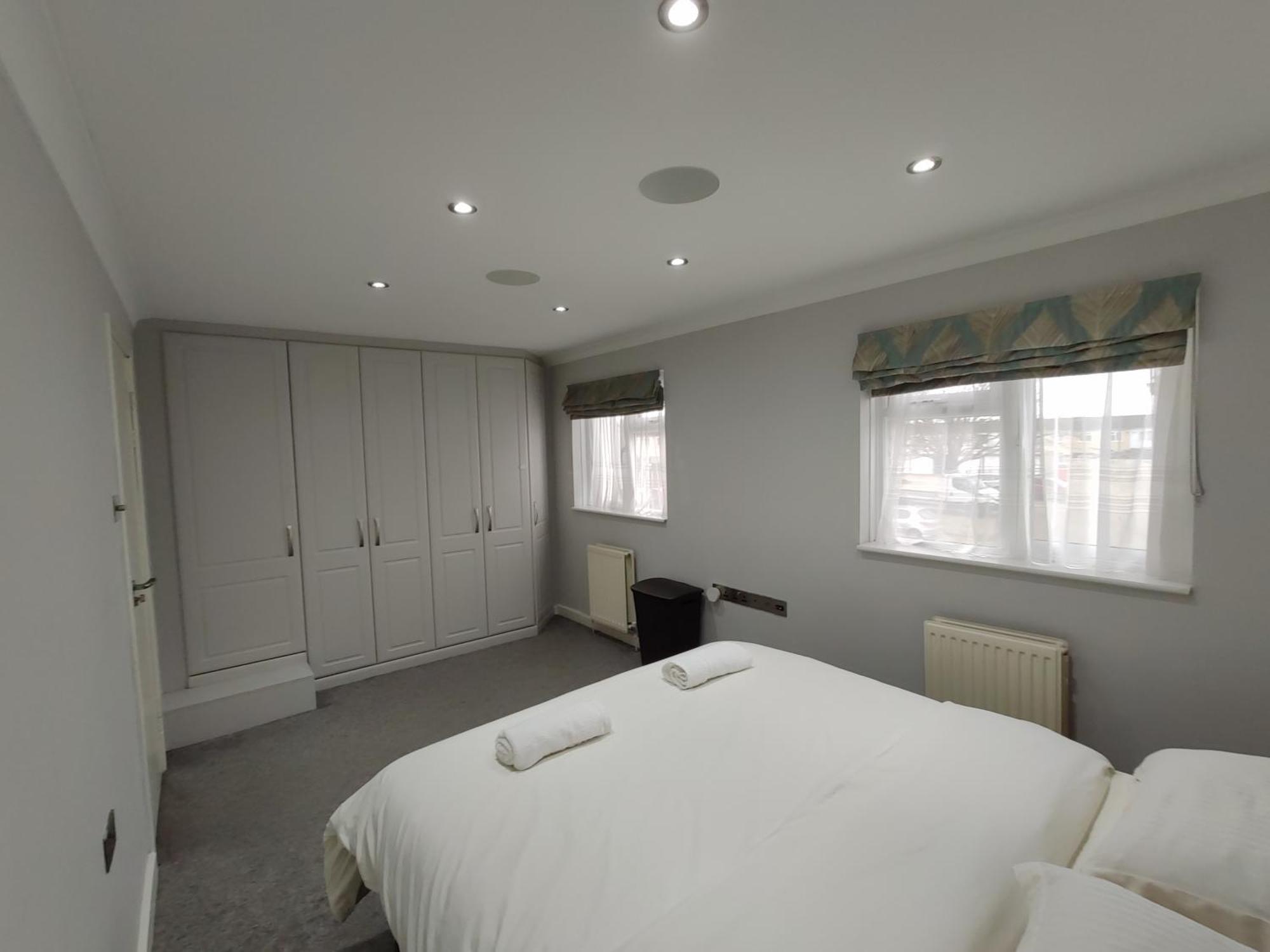 Elegant 3-Bedroom Home, Sleeps Up To 5 Guest. South Ockendon Exteriér fotografie