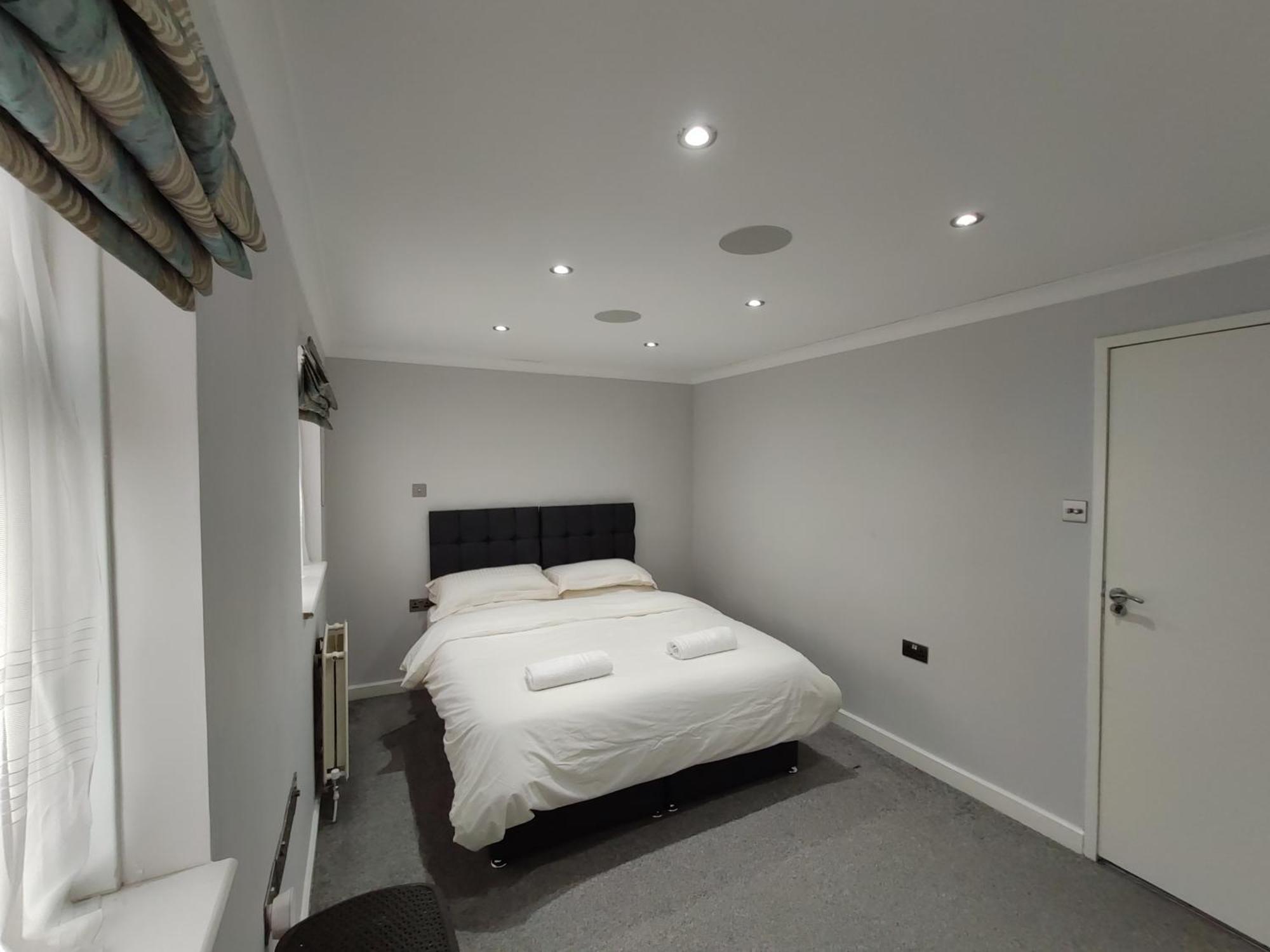 Elegant 3-Bedroom Home, Sleeps Up To 5 Guest. South Ockendon Exteriér fotografie